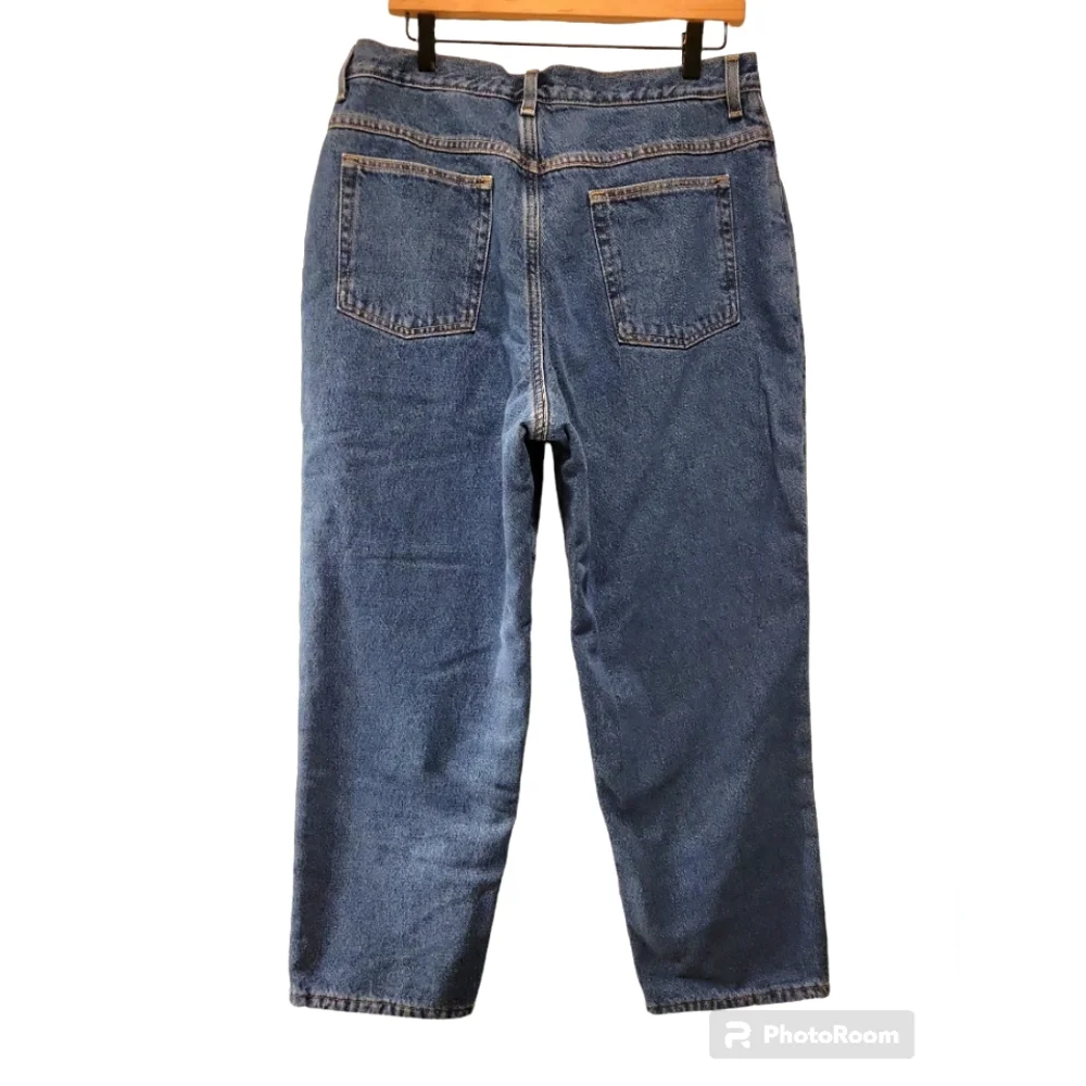 L.L.Bean, Fleece Lined Jeans, Orignal Fit/Relaxer, Women's sz 16 Pet, L-39.5 Inc - Picture 2 of 4